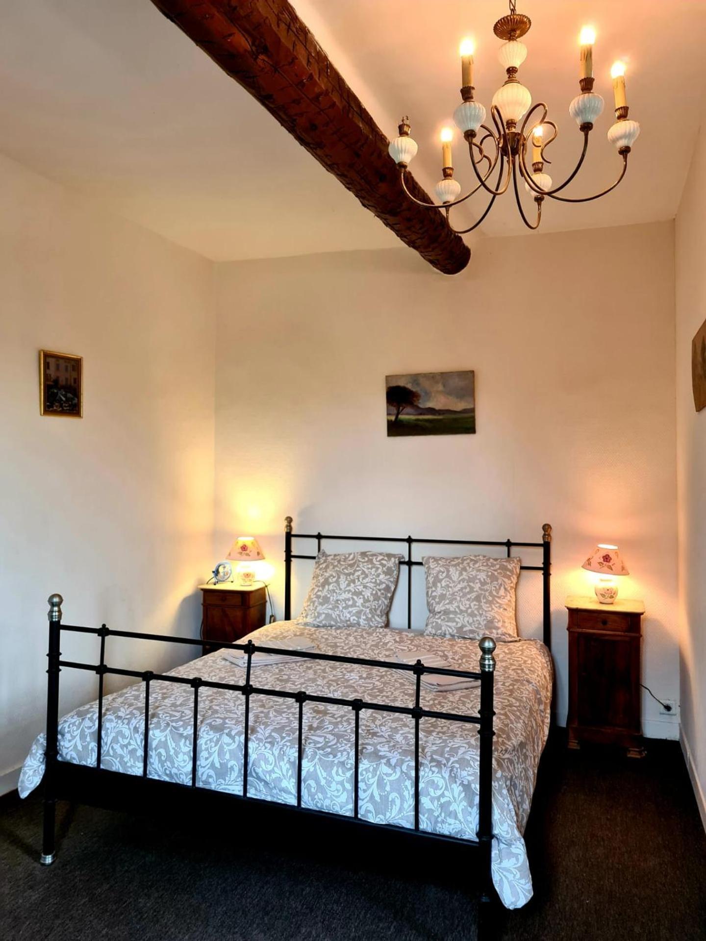 Chambres Et Table D'Hotes Au Brabo Mormoiron Room photo